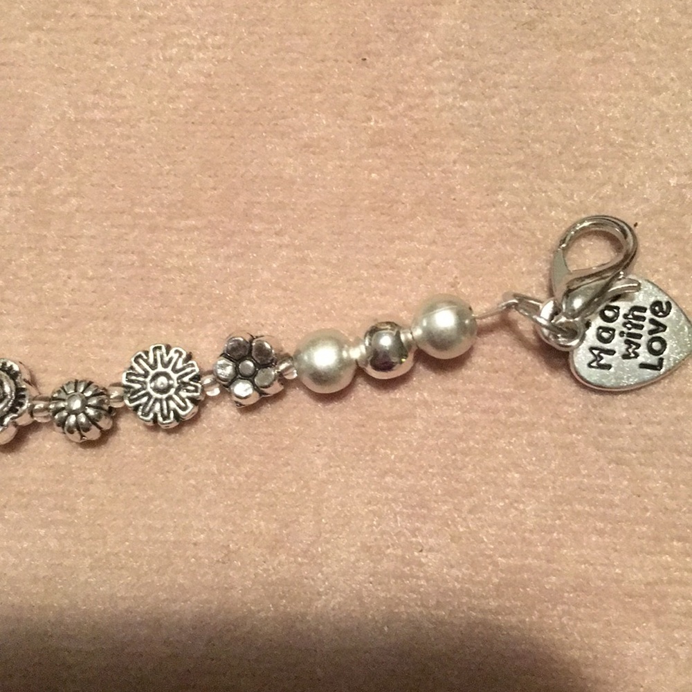 🆕NEW! HANDMADE 8” Silver tone Floral Bracelet - Picture 5 of 6